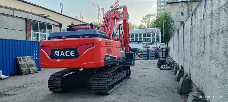 Экскаватор ACE230