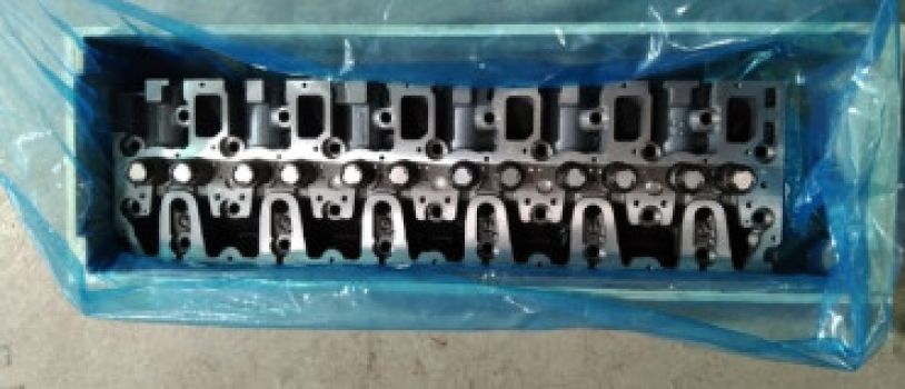 VOE20799762 / 20799762 Головка блока цилиндров D7E Volvo EC240B