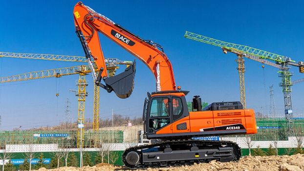 Экскаватор ACE340