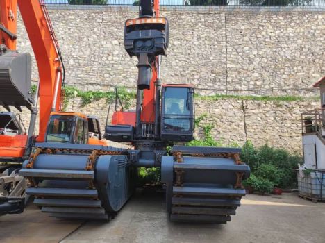 Экскаватор ACE 230 Амфибия